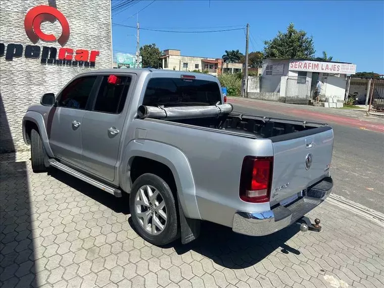 Volkswagen Amarok Prata 2