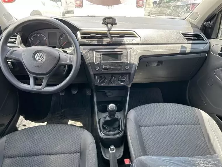 Volkswagen Voyage Branco 5