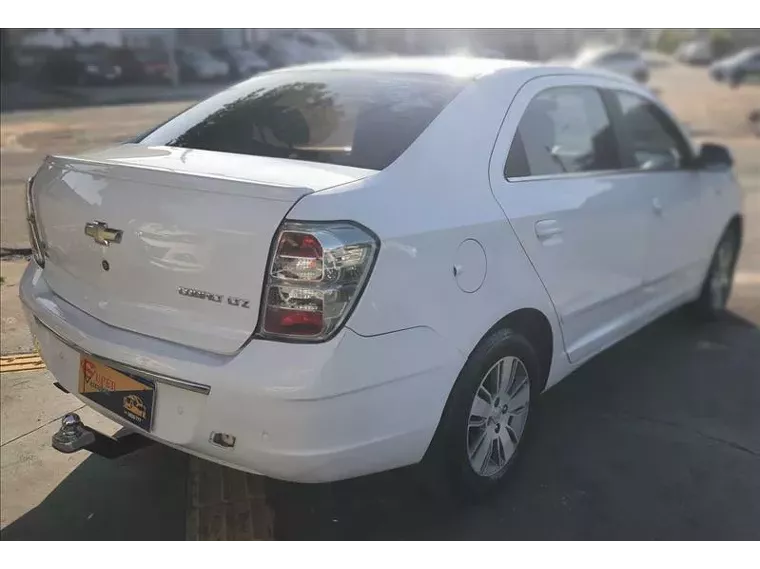 Chevrolet Cobalt Branco 1