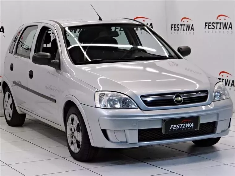 Chevrolet Corsa Prata 8