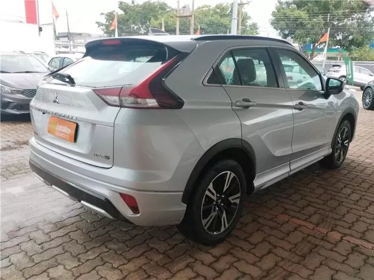 Mitsubishi Eclipse Cross Prata 14