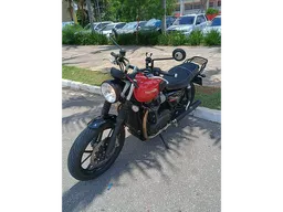 Triumph Street Twin