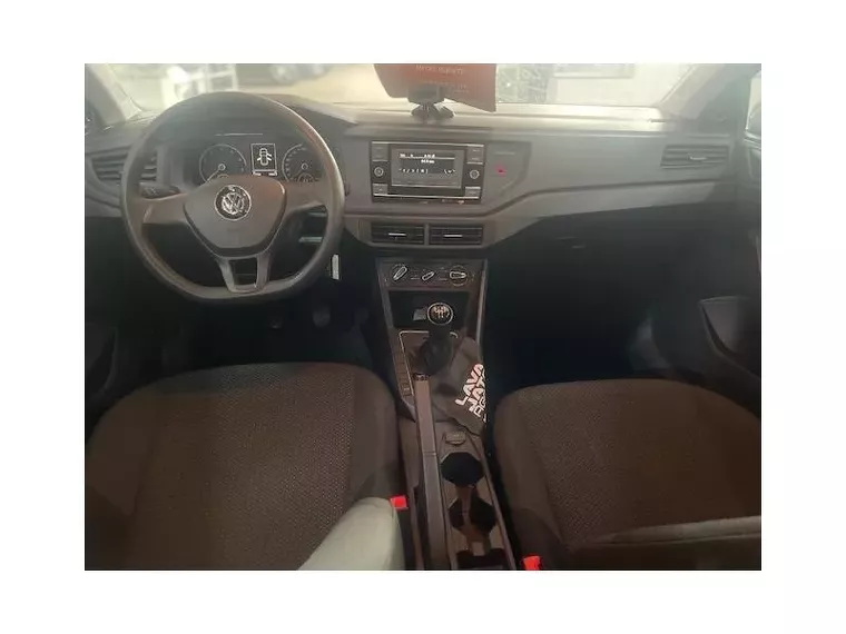 Volkswagen Polo Hatch Branco 8