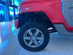 Troller T4