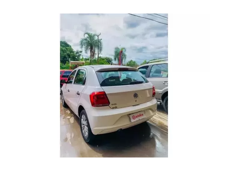 Volkswagen Gol Branco 6