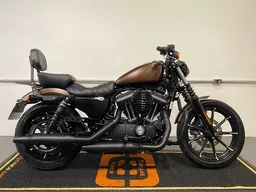 Sportster 883