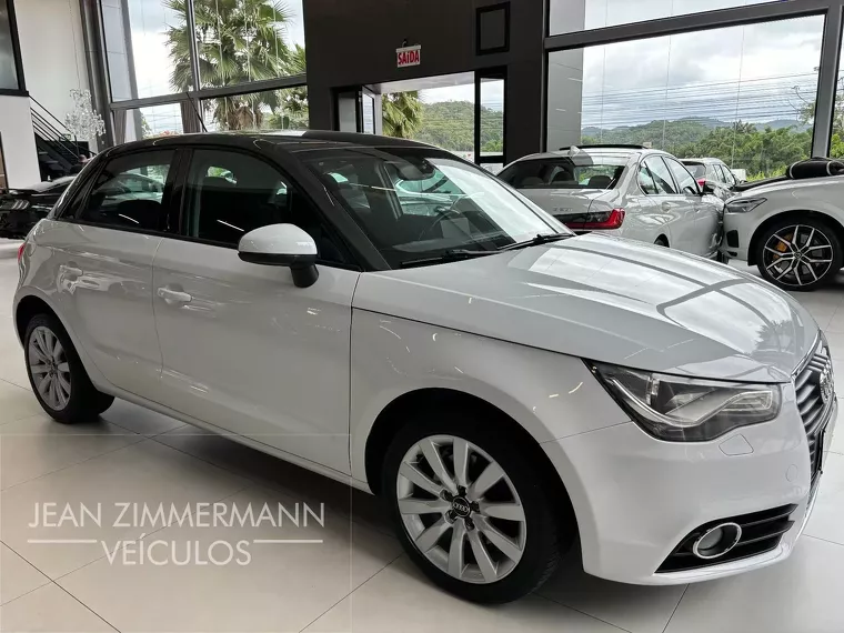 Audi A1 Branco 17