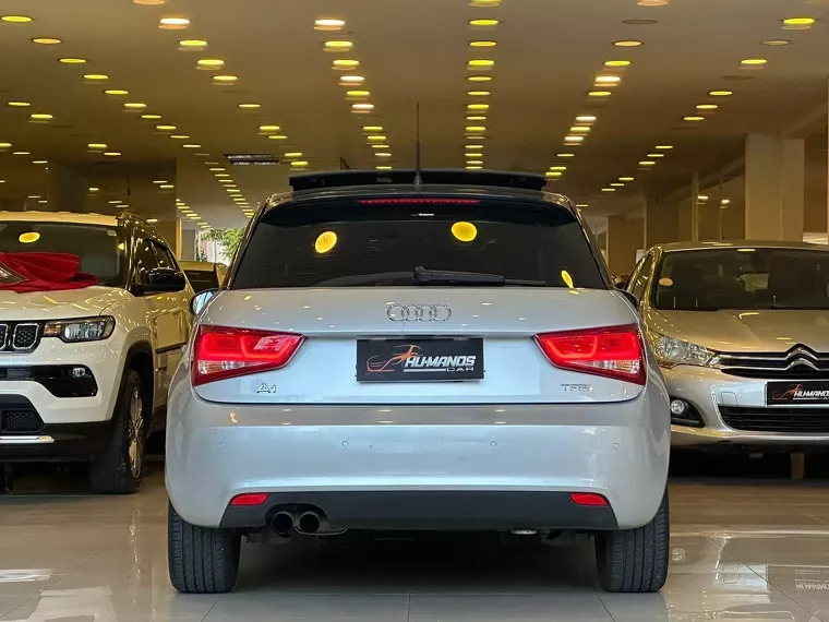 Audi A1 Prata 2