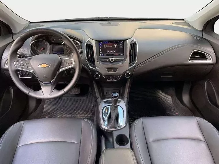 Chevrolet Cruze Prata 12