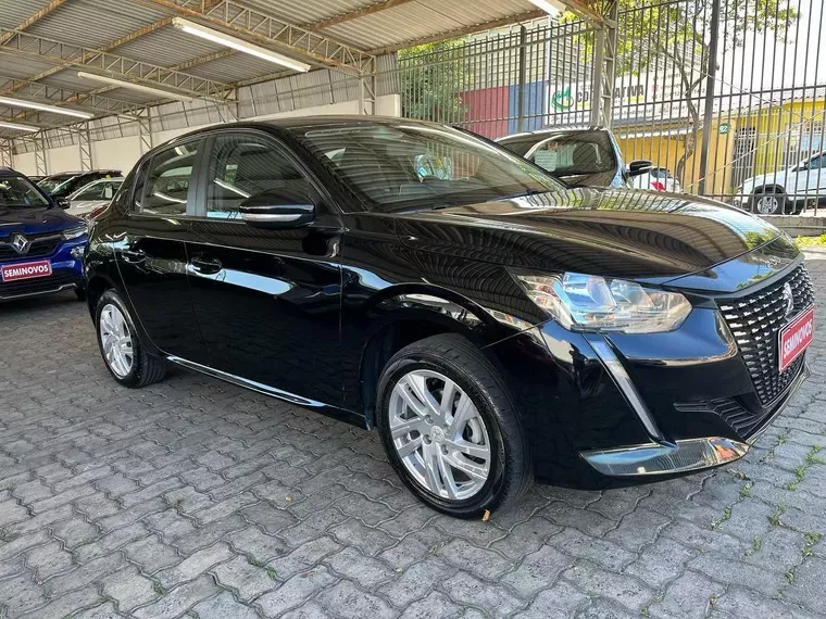 Peugeot 208 Preto 7