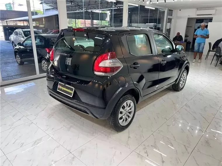 Fiat Mobi Preto 6