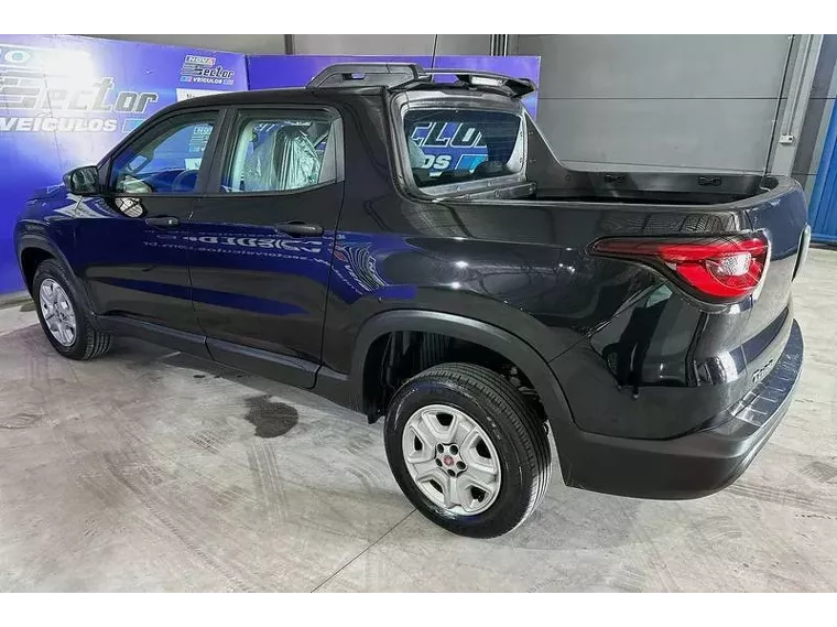 Fiat Toro Preto 5