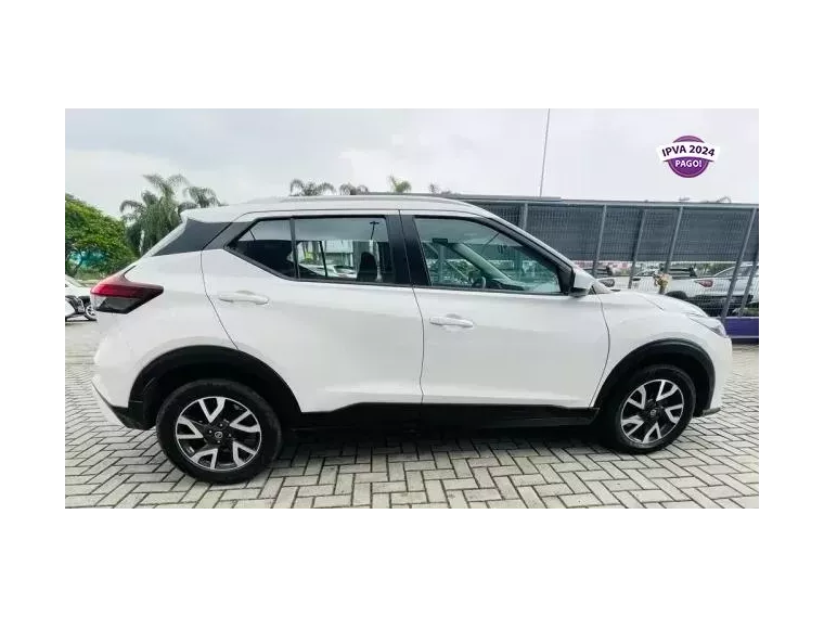 Nissan Kicks Branco 4