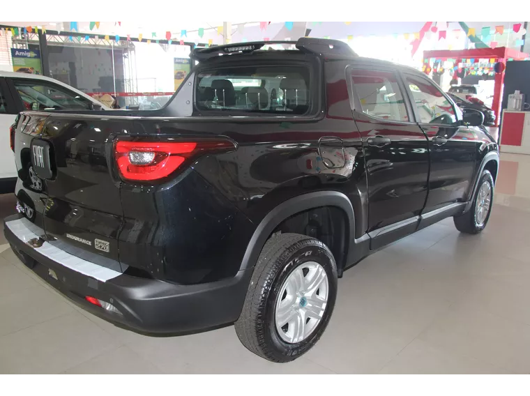 Fiat Toro Branco 12