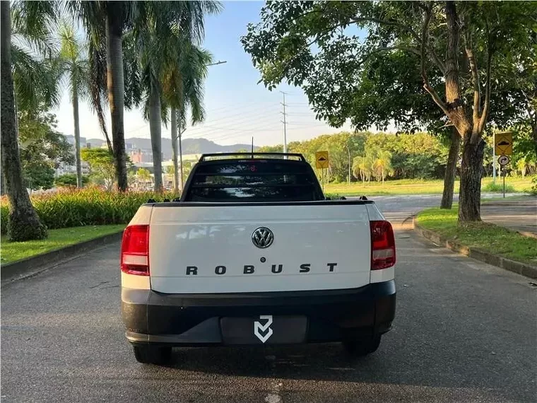 Volkswagen Saveiro Branco 2