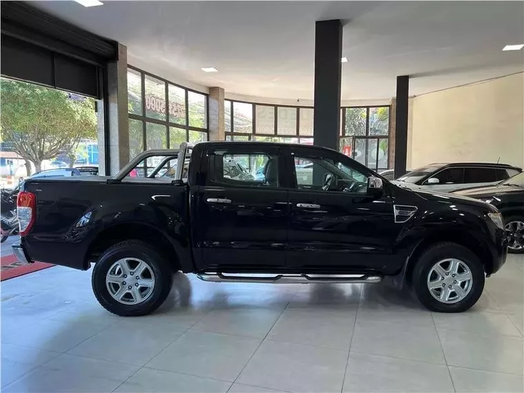 Ford Ranger Preto 12