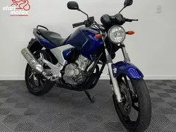 Fazer 250