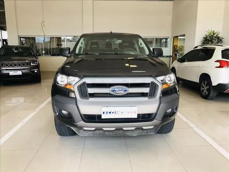 Ford Ranger Preto 6