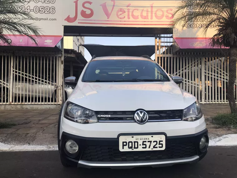 Volkswagen Saveiro Branco 5