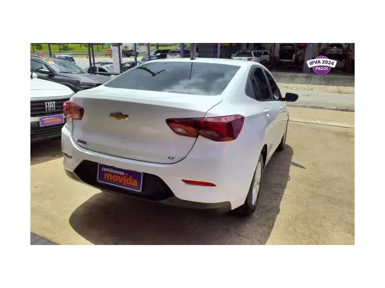 Chevrolet Onix Branco 2