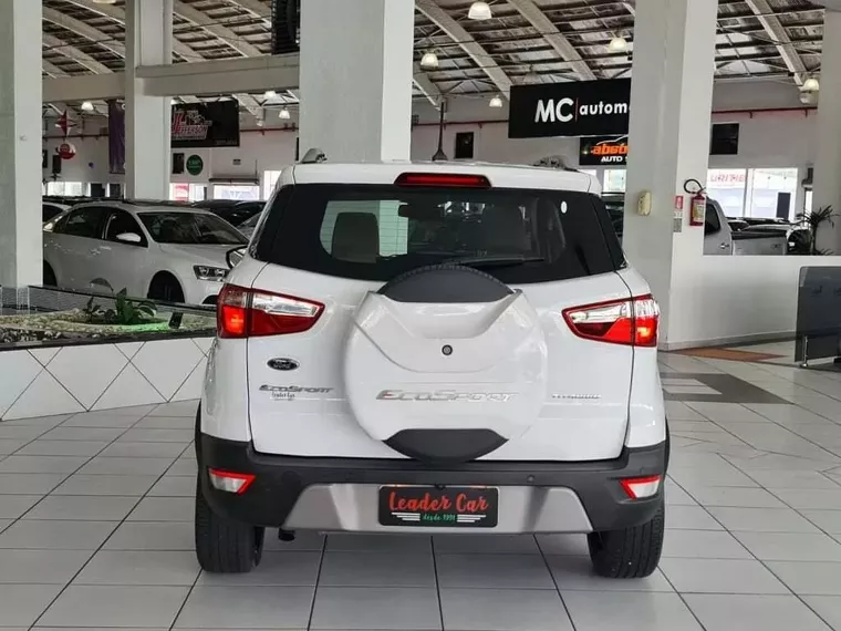 Ford Ecosport Branco 15