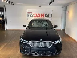 320i