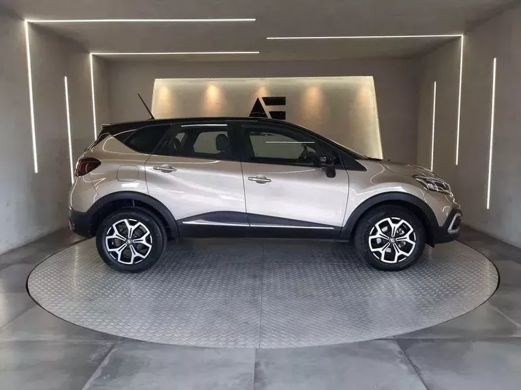 Renault Captur Bege 3