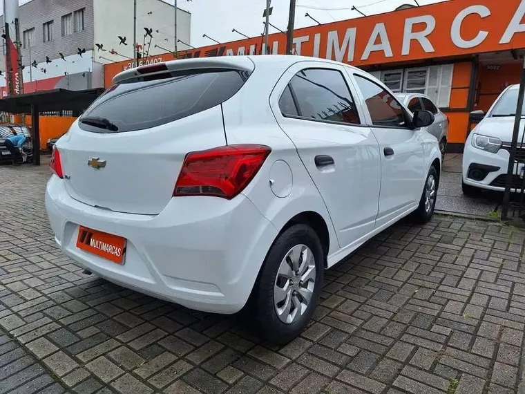 Chevrolet Onix Branco 15