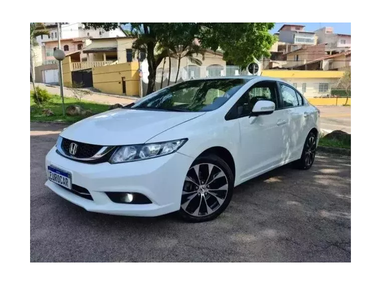 Honda Civic Branco 6