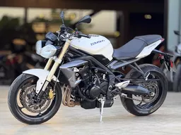 Triumph Street Triple
