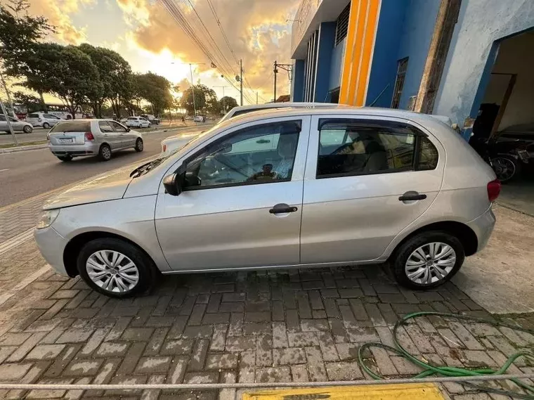 Volkswagen Gol Prata 5