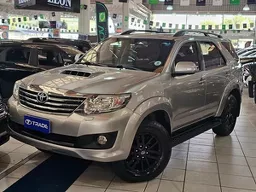 Toyota Hilux SW4