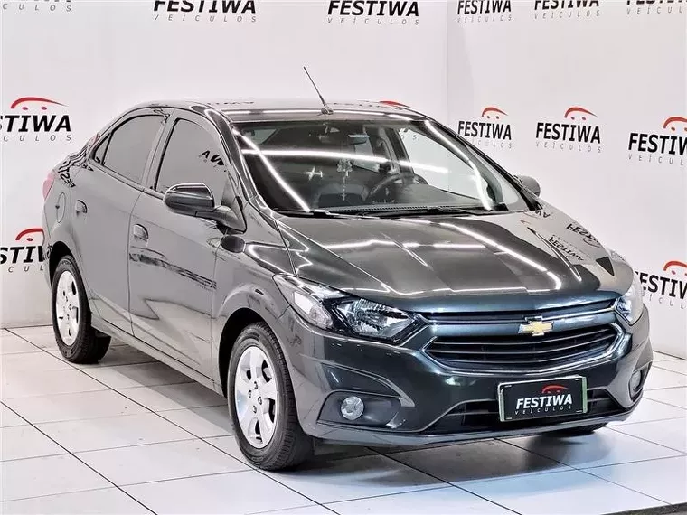 Chevrolet Prisma Cinza 1