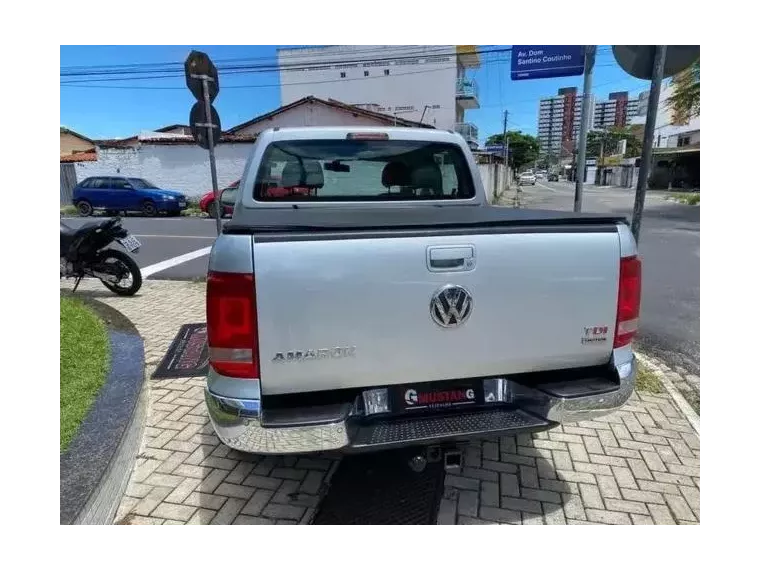 Volkswagen Amarok Prata 2