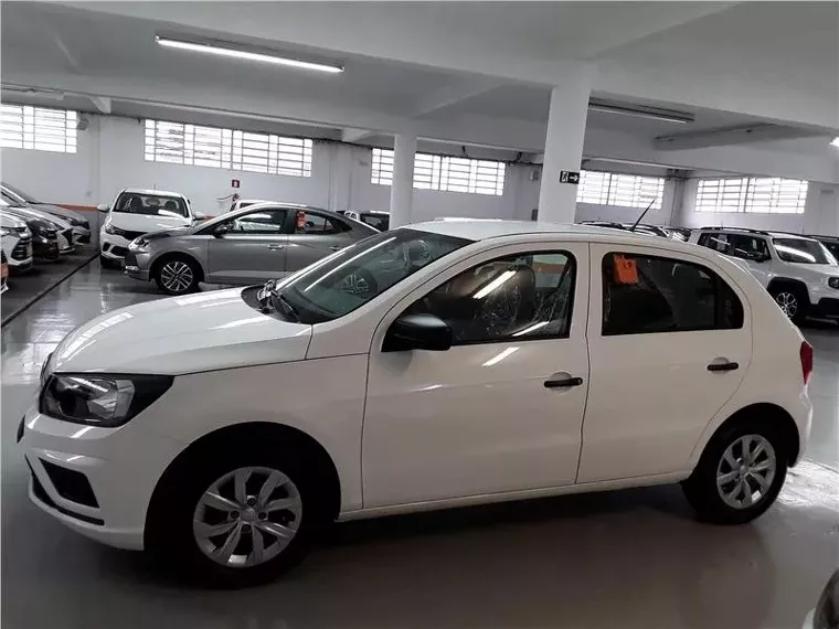 Volkswagen Gol Branco 4