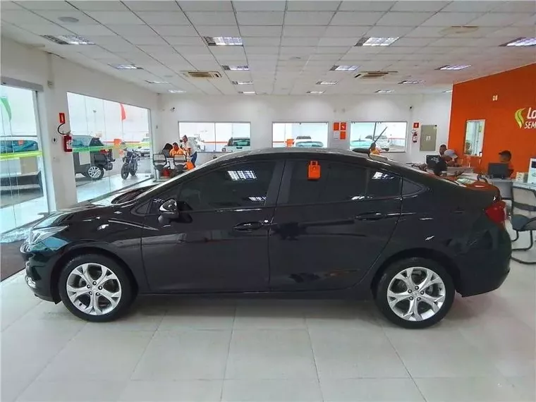 Chevrolet Cruze Preto 5