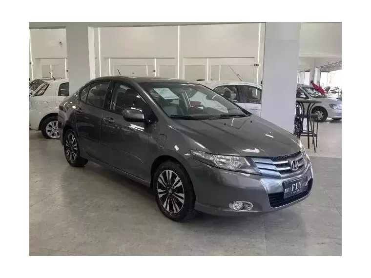 Honda City Cinza 4