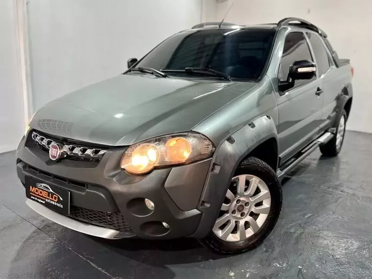 Fiat Strada Cinza 3