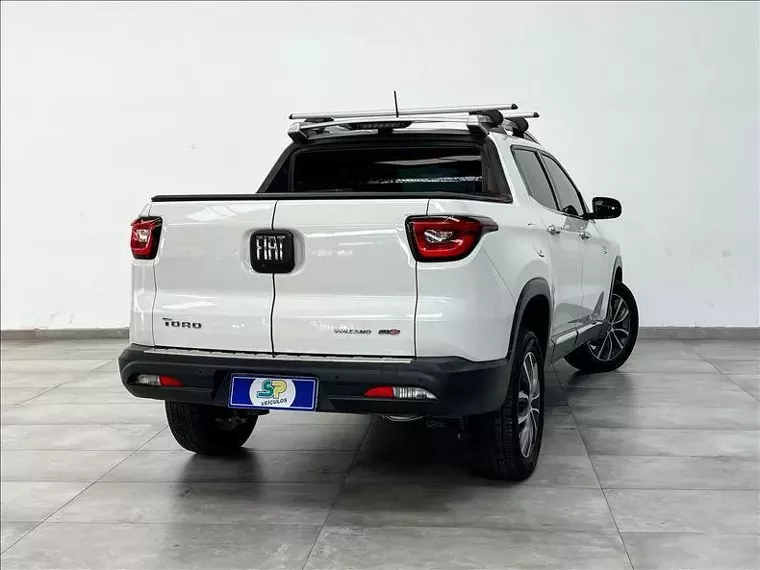 Fiat Toro Branco 3