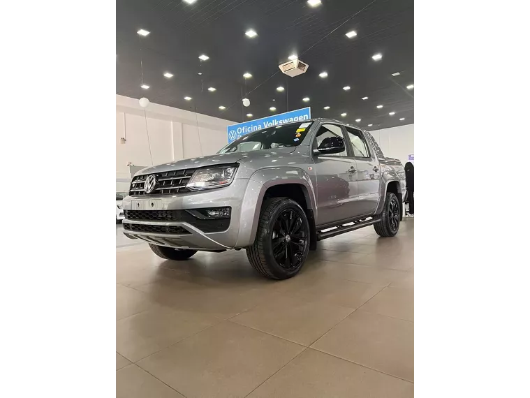 Volkswagen Amarok Cinza 9