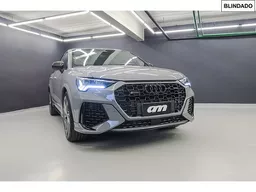 Audi RS Q3