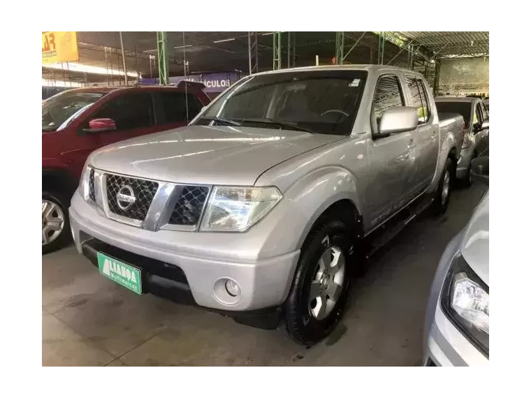 Nissan Frontier Prata 8