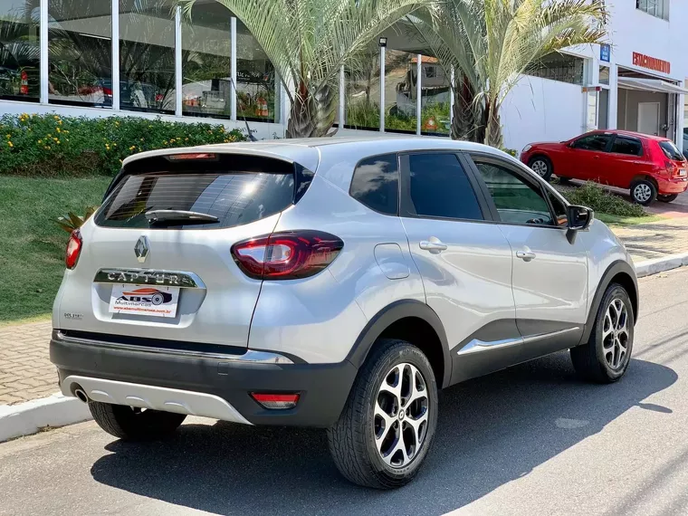 Renault Captur Prata 15