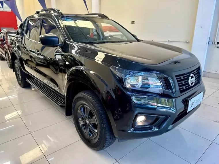 Nissan Frontier Preto 21