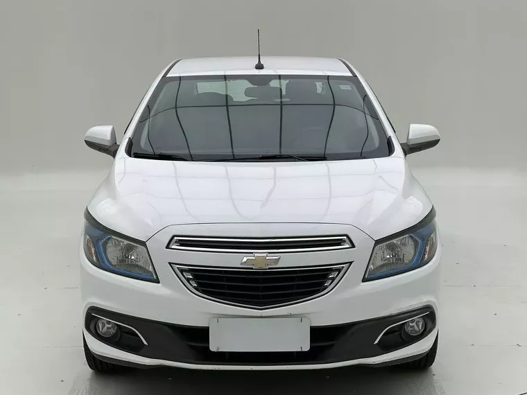 Chevrolet Onix Branco 7