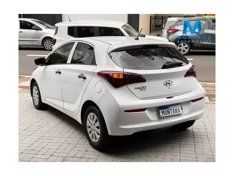 Hyundai HB20 Branco 8