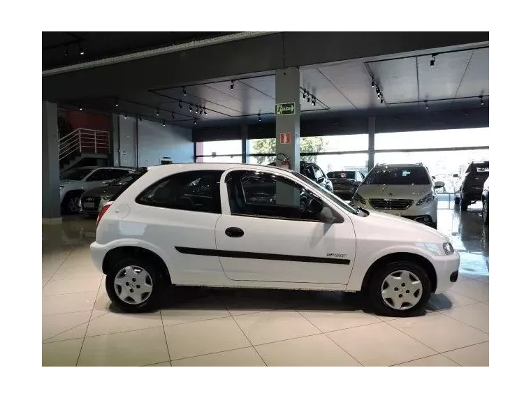 Chevrolet Celta Branco 2