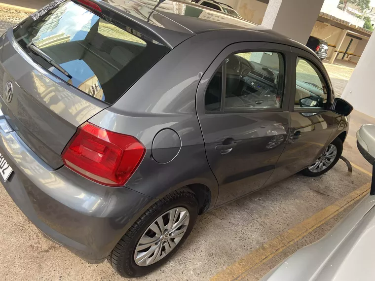 Volkswagen Gol Cinza 10