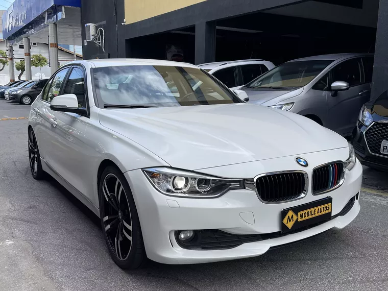 BMW 320i Branco 1