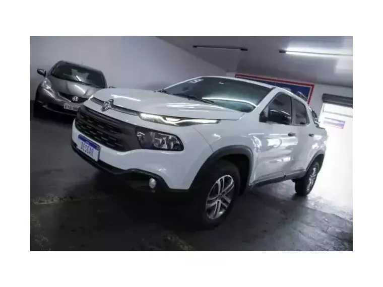 Fiat Toro Branco 6